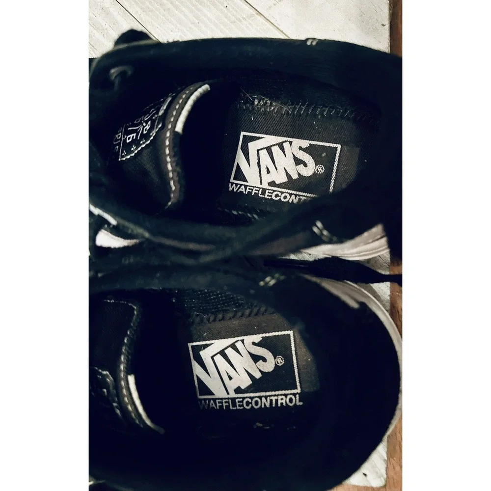 Size 6.5 Vans Off The Wall Skateboarding Sneakers Shoes‎ Black White Low Top